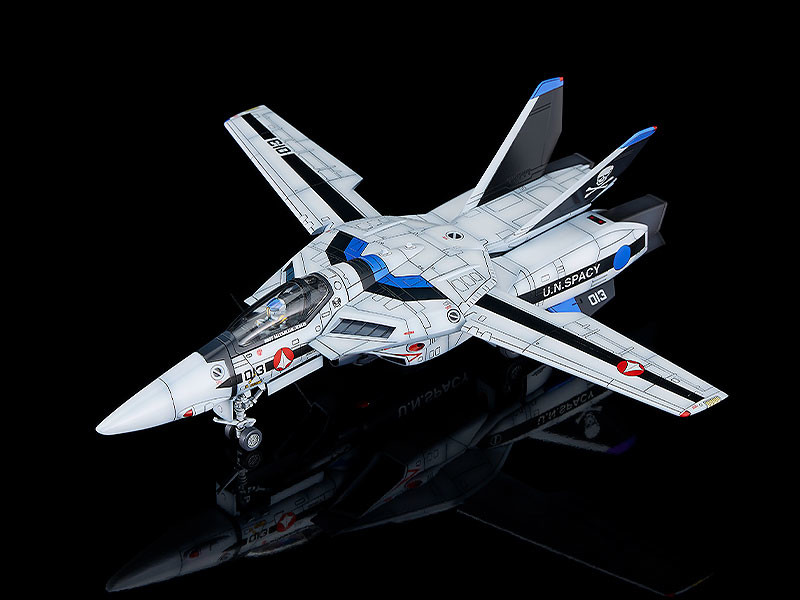 PLAMAX 1/72 VF-1A/S ファイターバルキリー（マクシミリアン・ジーナス