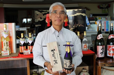 泡盛「かんむり鷲」新石垣空港限定で発売－地元酒造、「島のリピーター