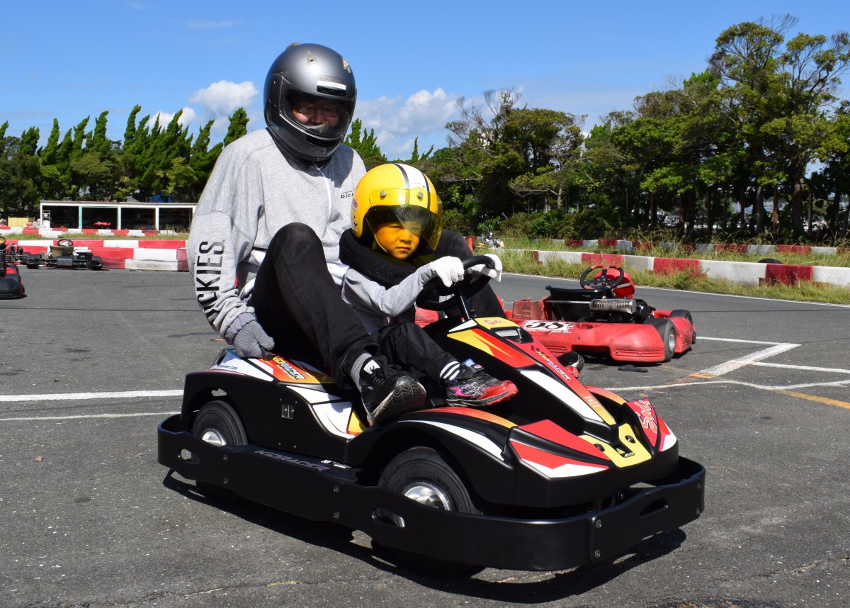 2歳～3歳の子どもは保護者が同乗する - 大阪ベイ経済新聞