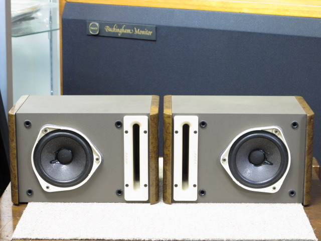 BOSE 121 スピーカー BOSE 121 スピーカー左右ペア : Bose