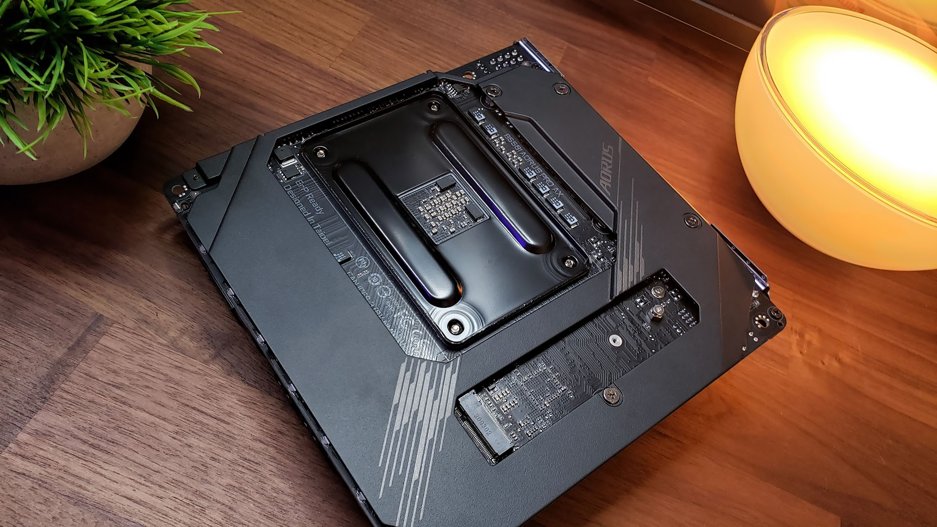 Gigabyte B550I AORUS PRO AX Review | MMORPG.com