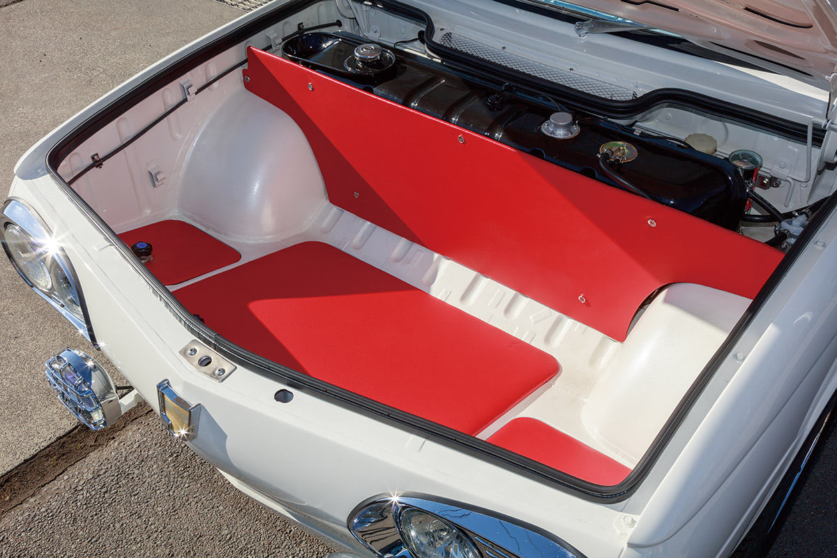 日野コンテッサ 日野コンテッサクラブ バッジ 3種類 日野コンテッサは