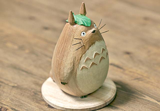 WEB限定】井波彫刻 くすの木のトトロ｜家を装う｜中川政七商店 公式サイト