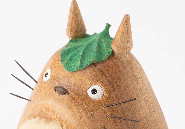 WEB限定】井波彫刻 くすの木のトトロ｜家を装う｜中川政七商店 公式サイト