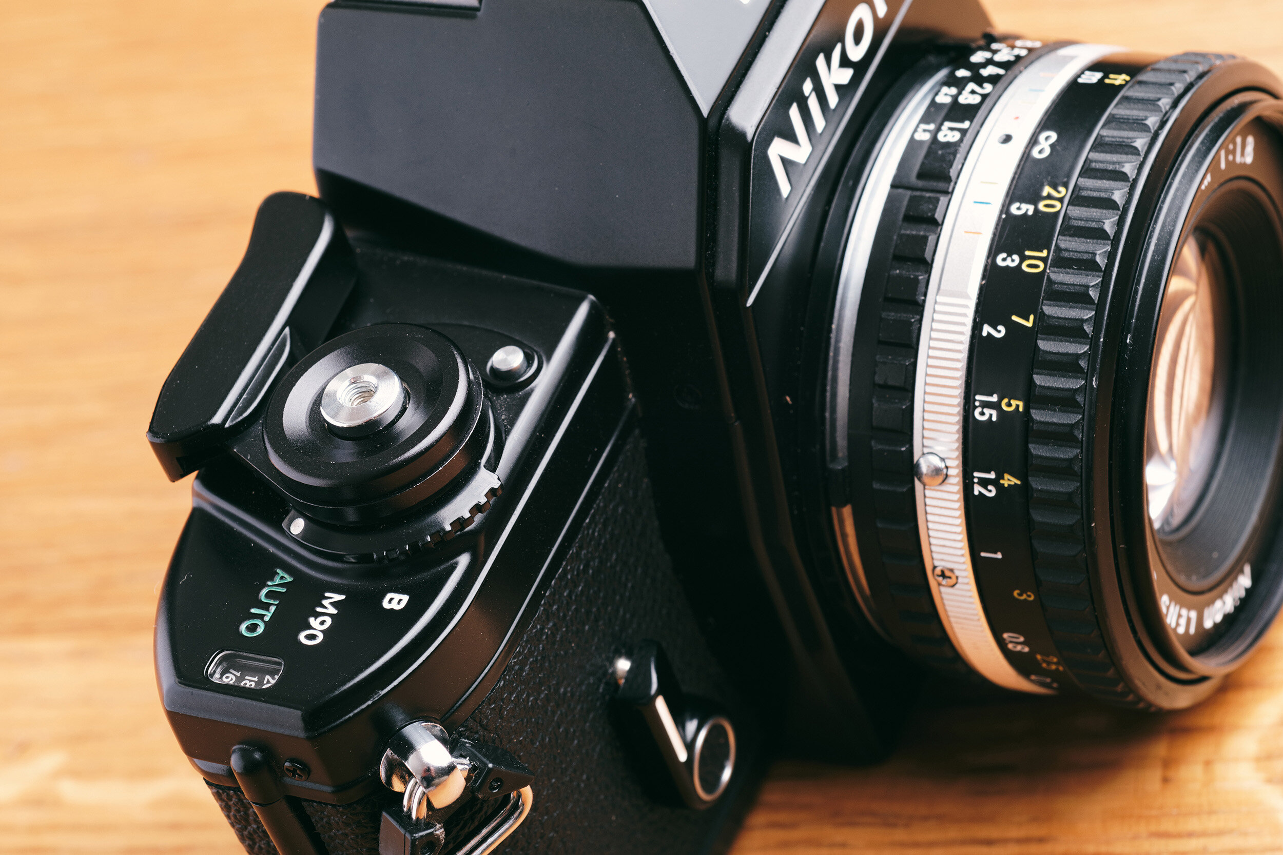 Nikon EM 一眼レフカメラ NIKKOR 50mm f/1.8 Nikon NIKKOR Z 50mm f