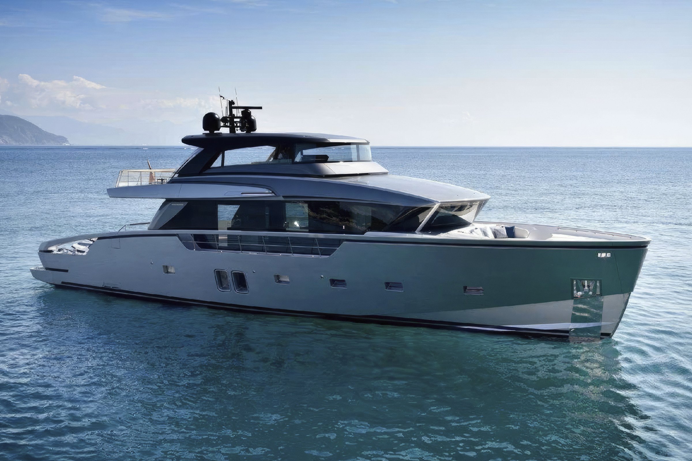 Voyager Miami — Sanlorenzo 88' Luxury Yacht For Charter In Miami, FL