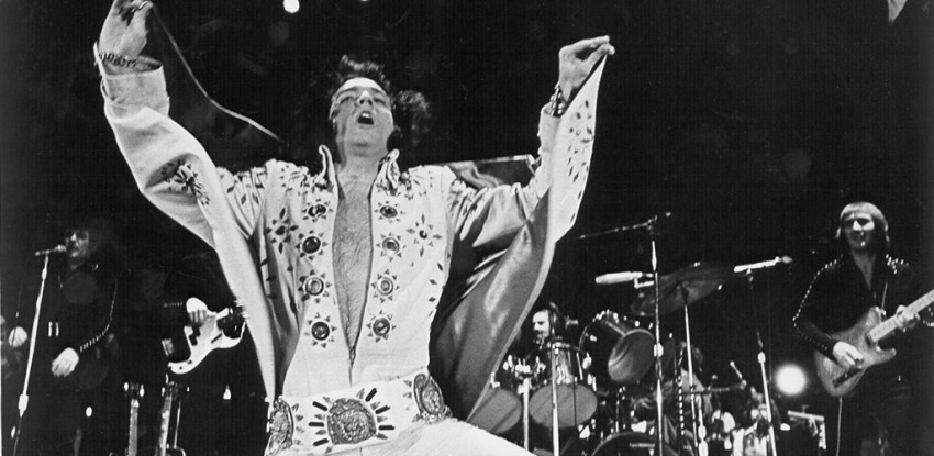 1970年代、音楽の舞台で再び活躍したエルヴィス・プレスリーを辿る