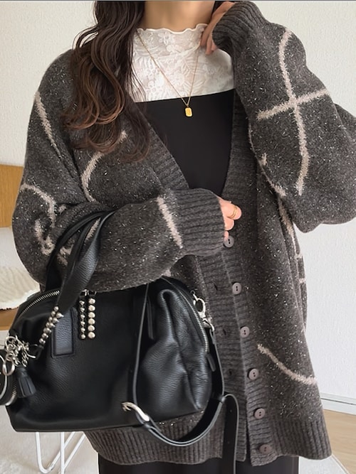 本革/ショルダー付き》スタッズボストンバッグ（ボストンバッグ）｜ear