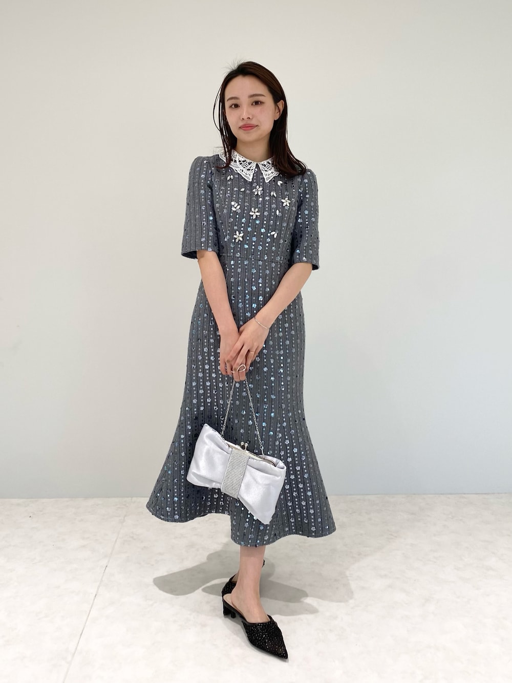 レースカラー花柄ビジュー付きスパンコールフレアマーメイドシルエット