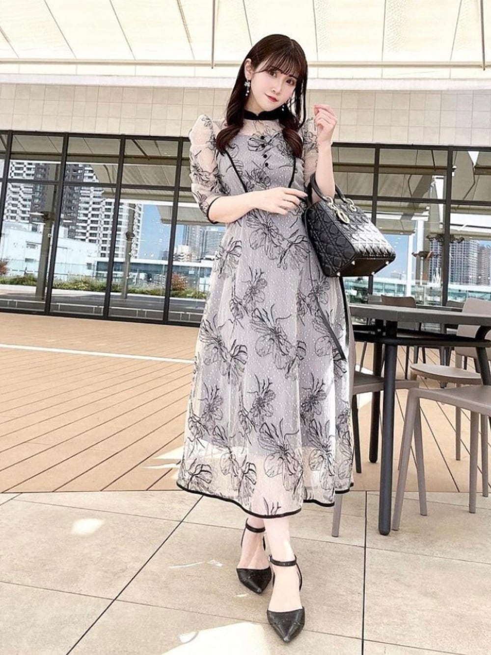 LEJA 配色パイピングプチハイネック花柄刺繍ラメレースロング丈ドレス