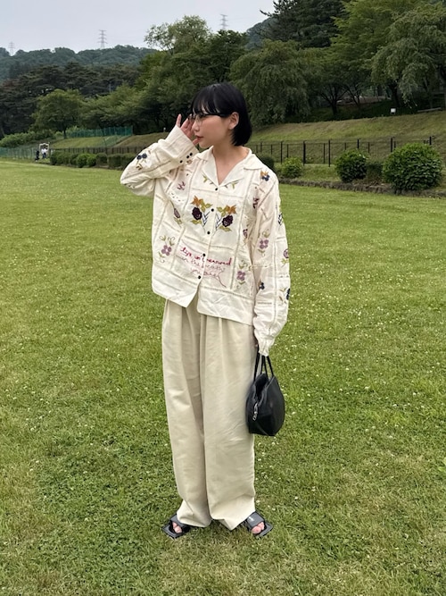 ロク ベージュ コットンレーヨンタックパンツ 34サイズ M相当 6(ROKU