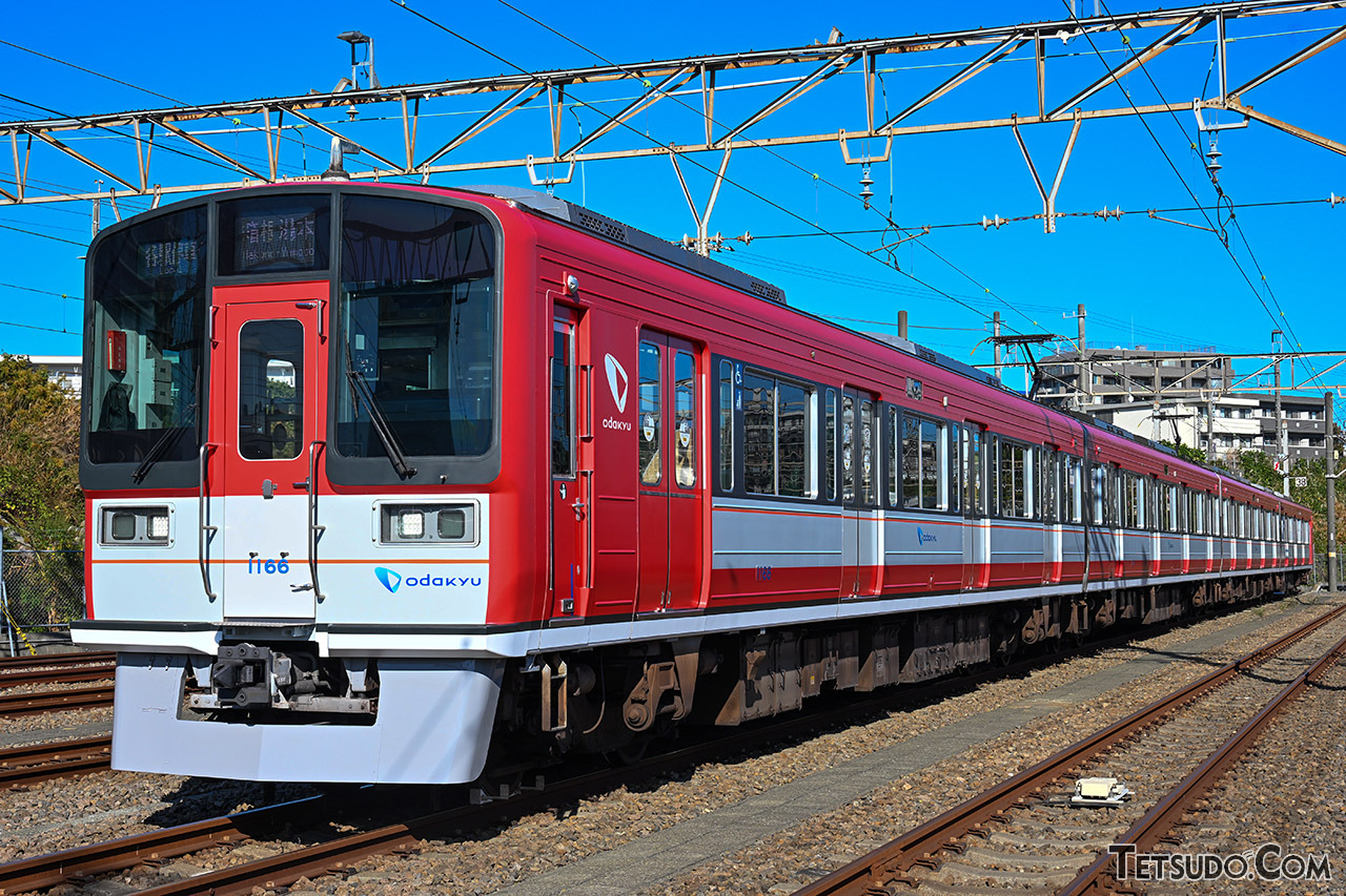 小田急の「赤い1000形」が登場！ 「3年前に消滅」も復活した理由とは