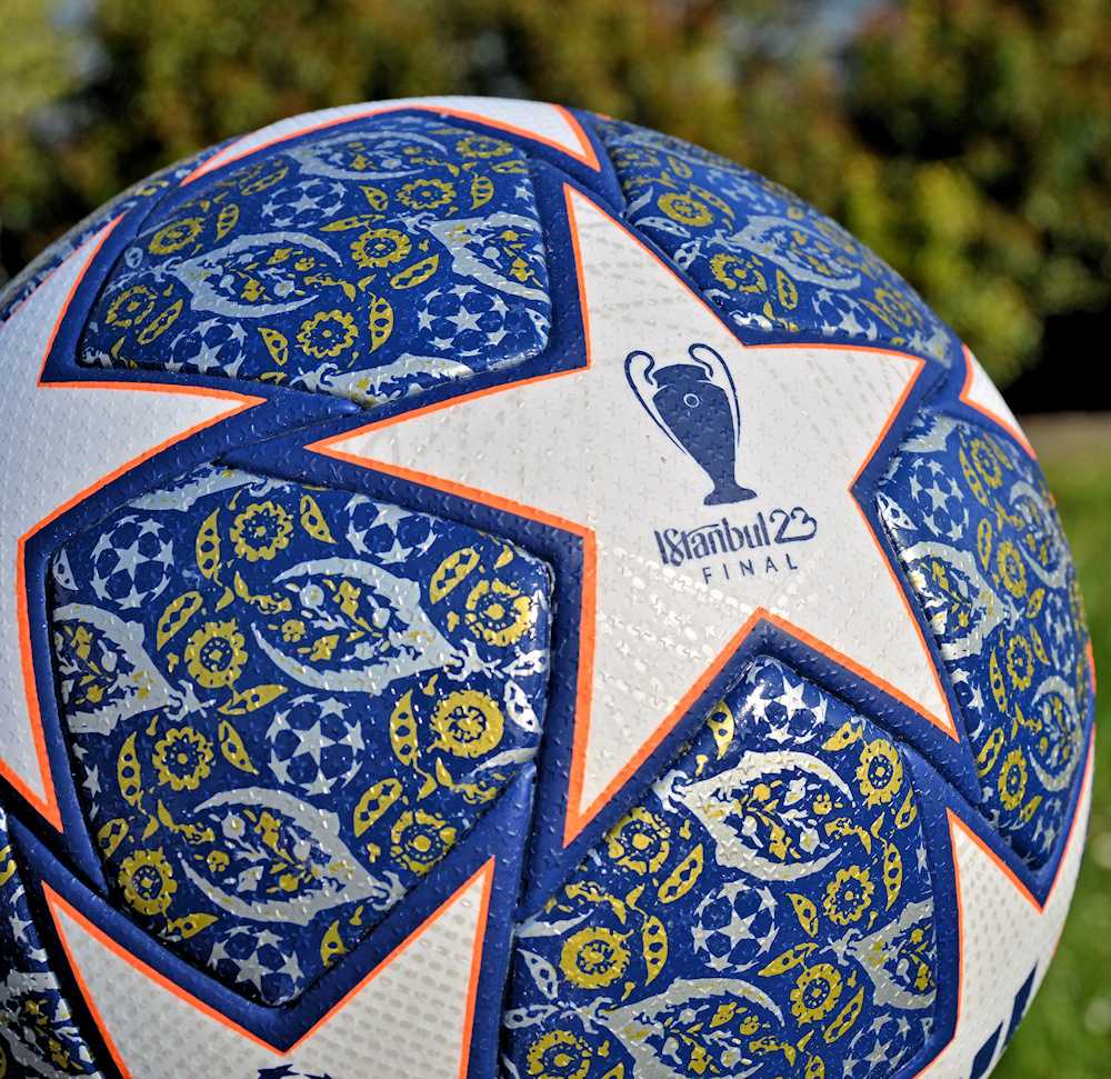 UEFAチャンピオンズリーグ final istanbul 20 高品質 20周年限定FINALE