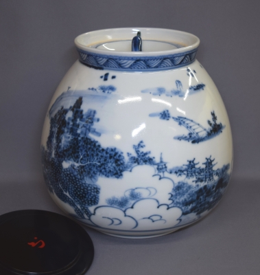 T862 水指 『染付 芋頭』『橋本龍岳 造』 共箱 茶道具 T862 水指