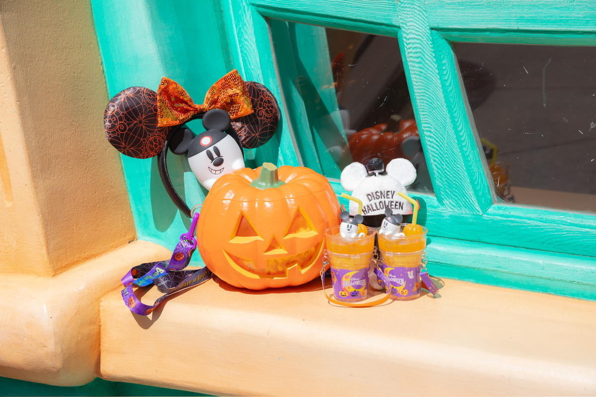 ディズニーシー ハロウィン スーベニア ミッキー＆フレンズの表情に