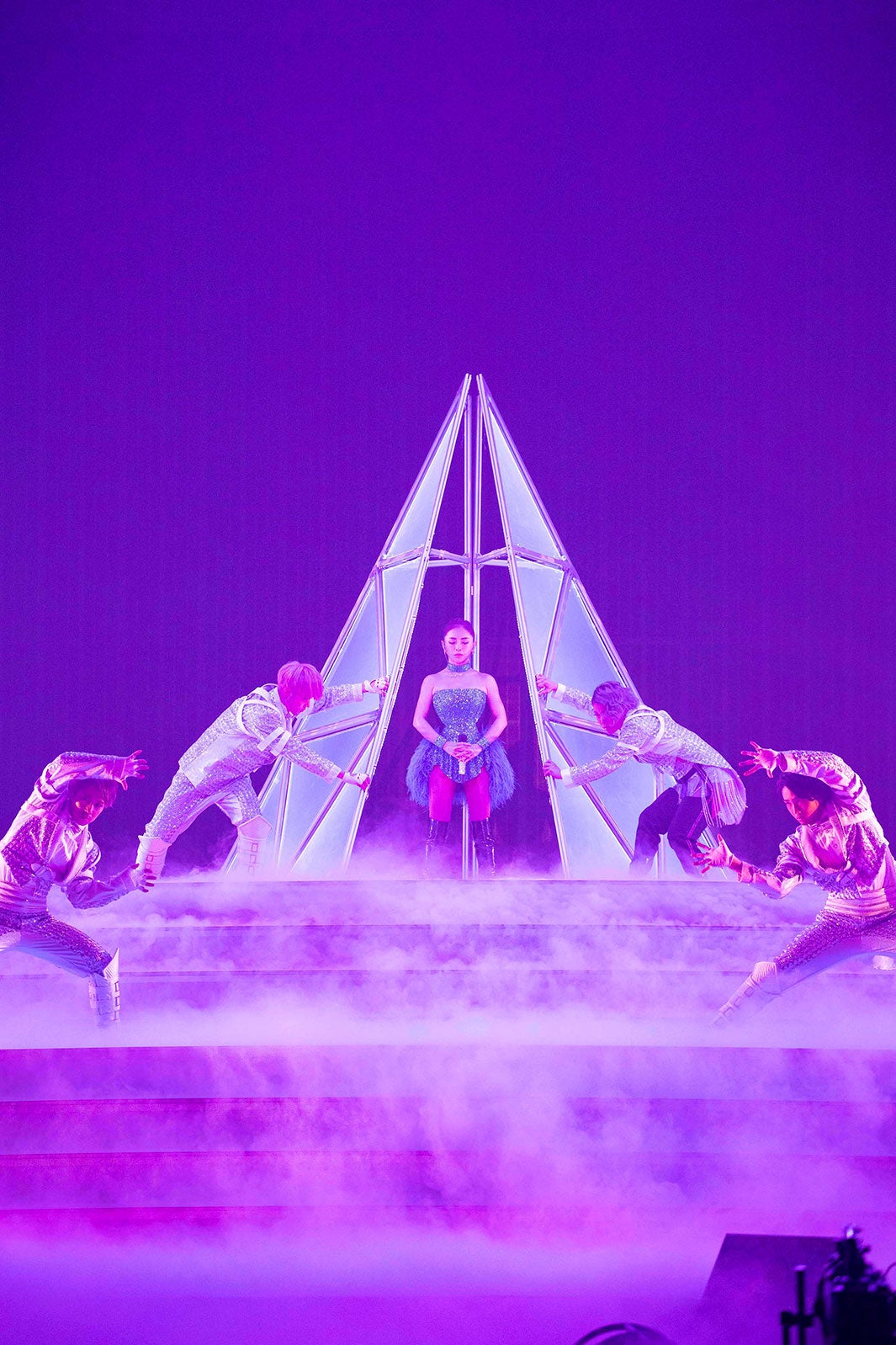 浜崎あゆみライブレポ】涙で21周年へ 平成最後のライブで新たな誓い