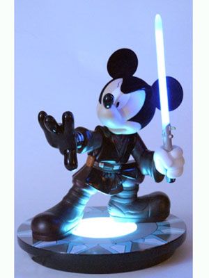 超レア！ミッキーマウスが「スター・ウォーズ」のアナキン・スカイ