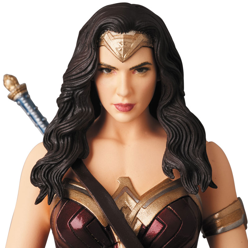 AmiAmi [Character & Hobby Shop] | MAFEX No.060 MAFEX WONDER WOMAN