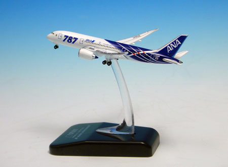 レア】ANA ボーイング 787-8 JA825A 1/200 飛行機 模型 レア】ANA