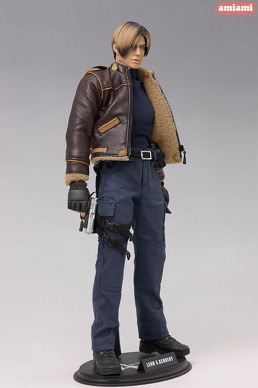 バイオハザード4 HOTTOYS バイオハザード4 レオン レオン 33cm 1⁄6