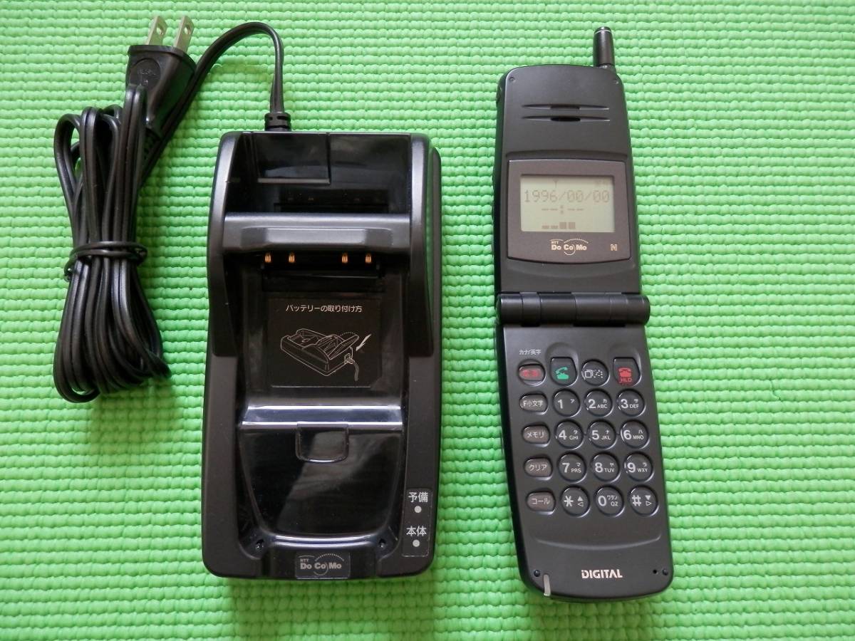 NEC携帯電話（昭和レトロ）KN- 1001 NEC携帯電話（昭和レトロ）KN