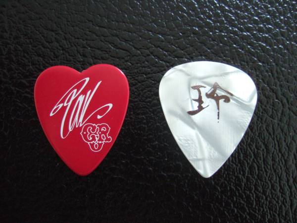 エディ・ヴァン・ヘイレン&B'z松本孝弘直筆サイン色紙