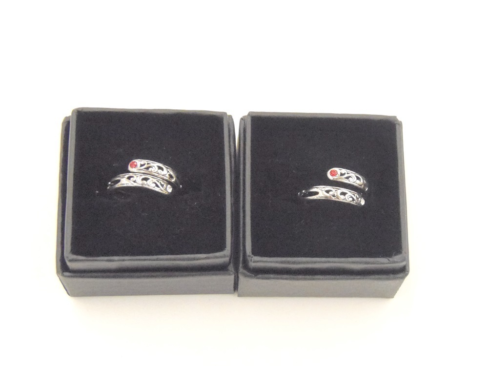 Acid Black Cherryマルチリング