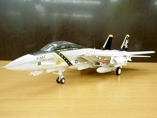 1/48 フランクリンミント F14 トムキャット 戦闘機 ARMOUR Amazon