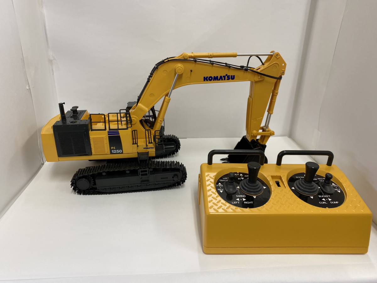 コマツ建機 KOMATSU PC 1250-11 1/50 コマツ建機 PC210LCi-11 1/50