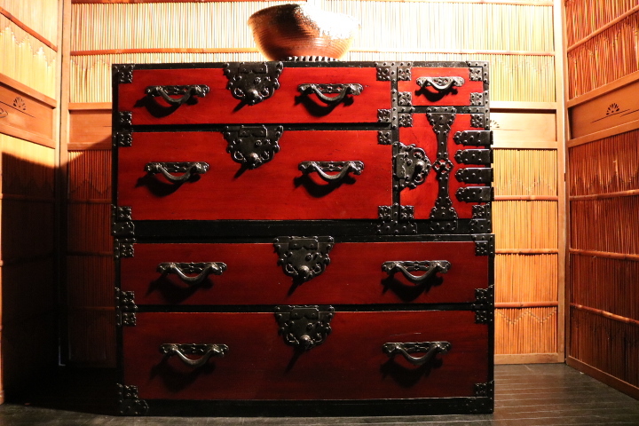 昭和レトロ 桐タンス 新 デザイン