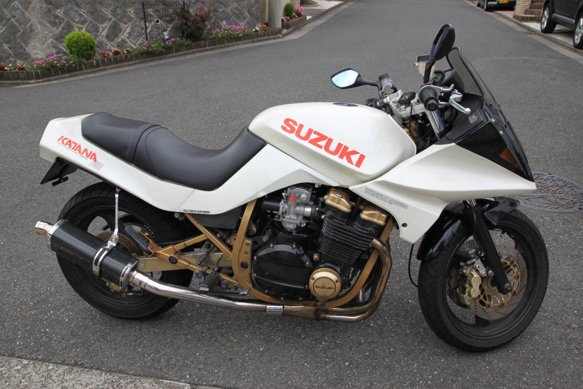 SUZUKI GSX750S 燃料タンク リアフェンダーカウルセット ベースに