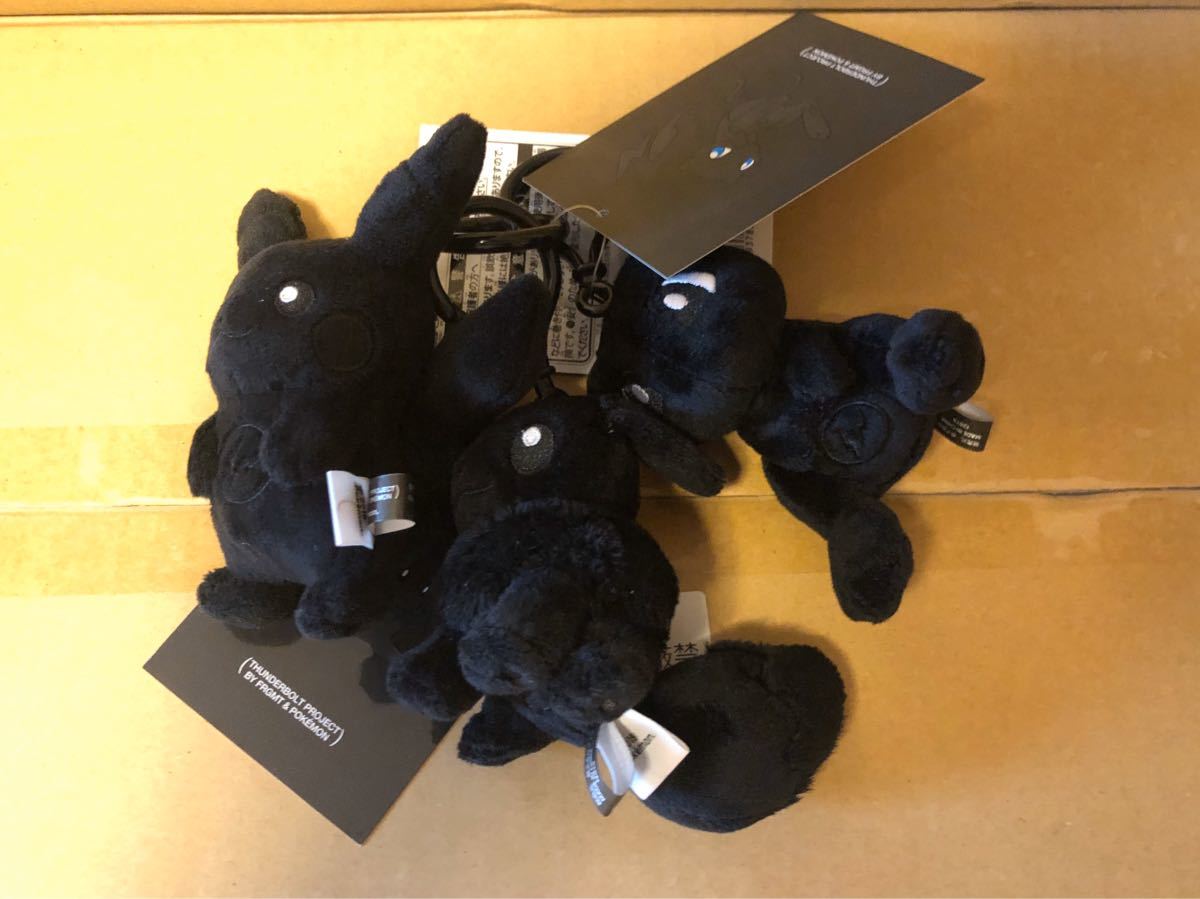 fragment ピカチュウ ぬいぐるみ Lサイズ THUNDERBOLT サンダーボルト