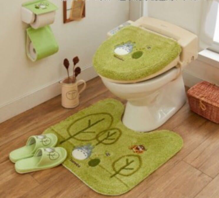 スタジオジブリ となりのトトロ ネコバス 新柄 トイレマットセット