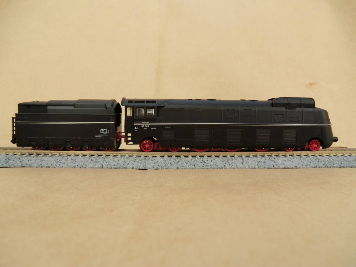 アーノルドArnold 2205 BR05 戦時色nゲージ 機関車ドイツ