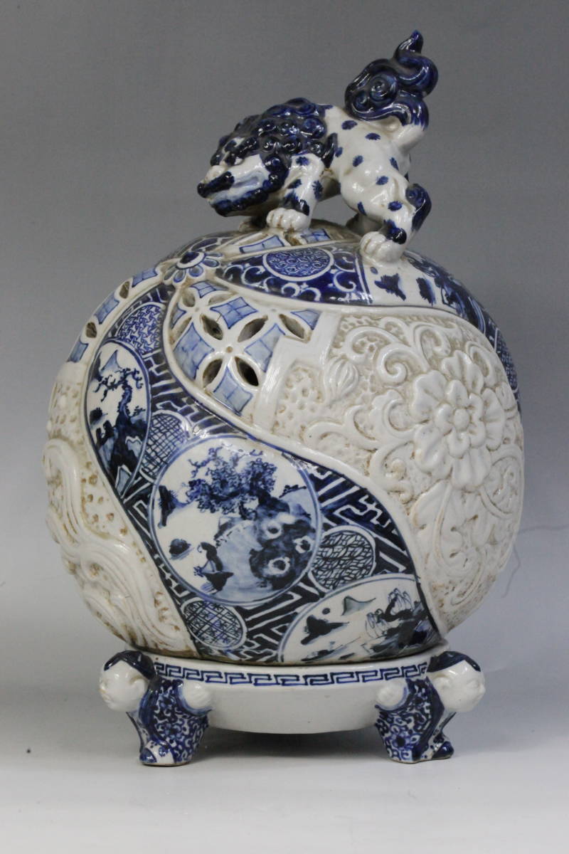 稀少 在銘 陶器製 中国 五良大甫呉祥瑞造 染付 獅子 香炉 高さ20.5cm