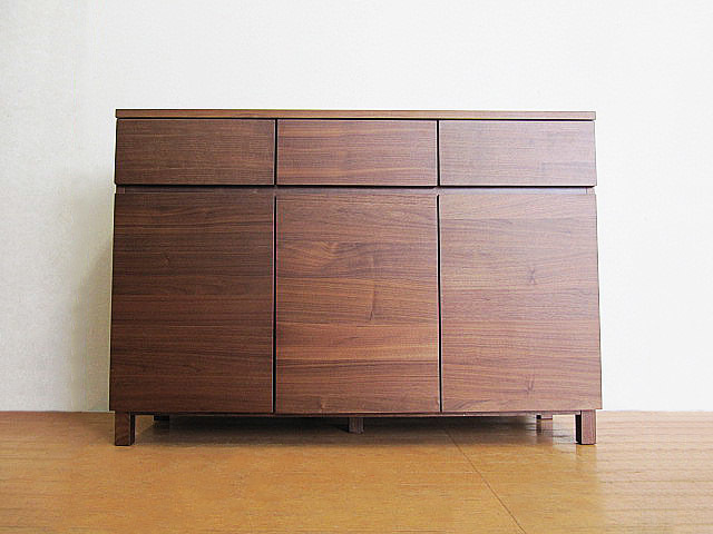 無印良品 ウォールナットキャビネット 食器棚 脚付 無印良品