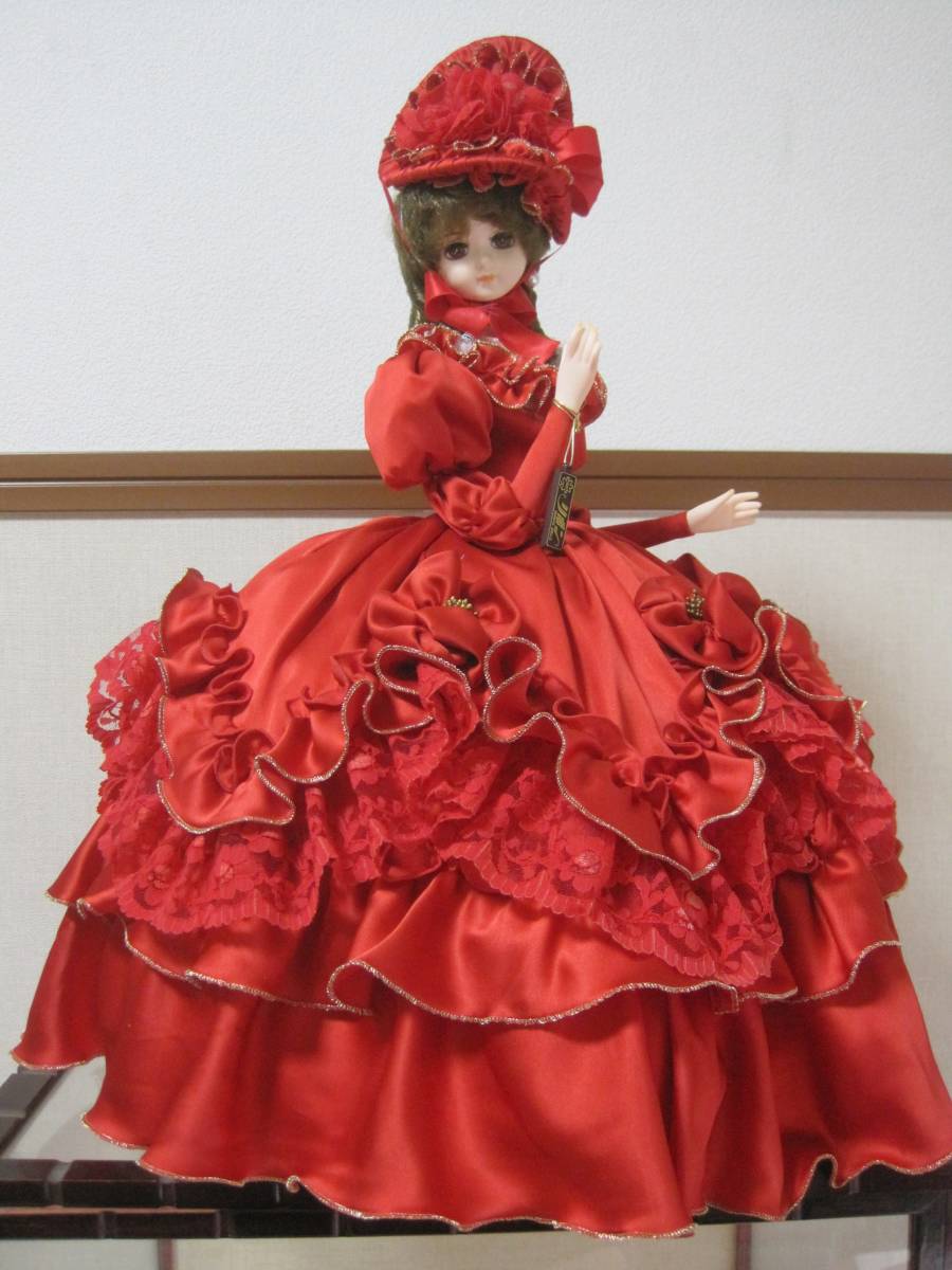 西洋人形 フランス人形 赤いドレス