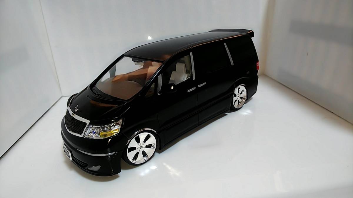 アオシマ ギャルソン DAD 10アルファード プラモデル ギャルソン D.A.D