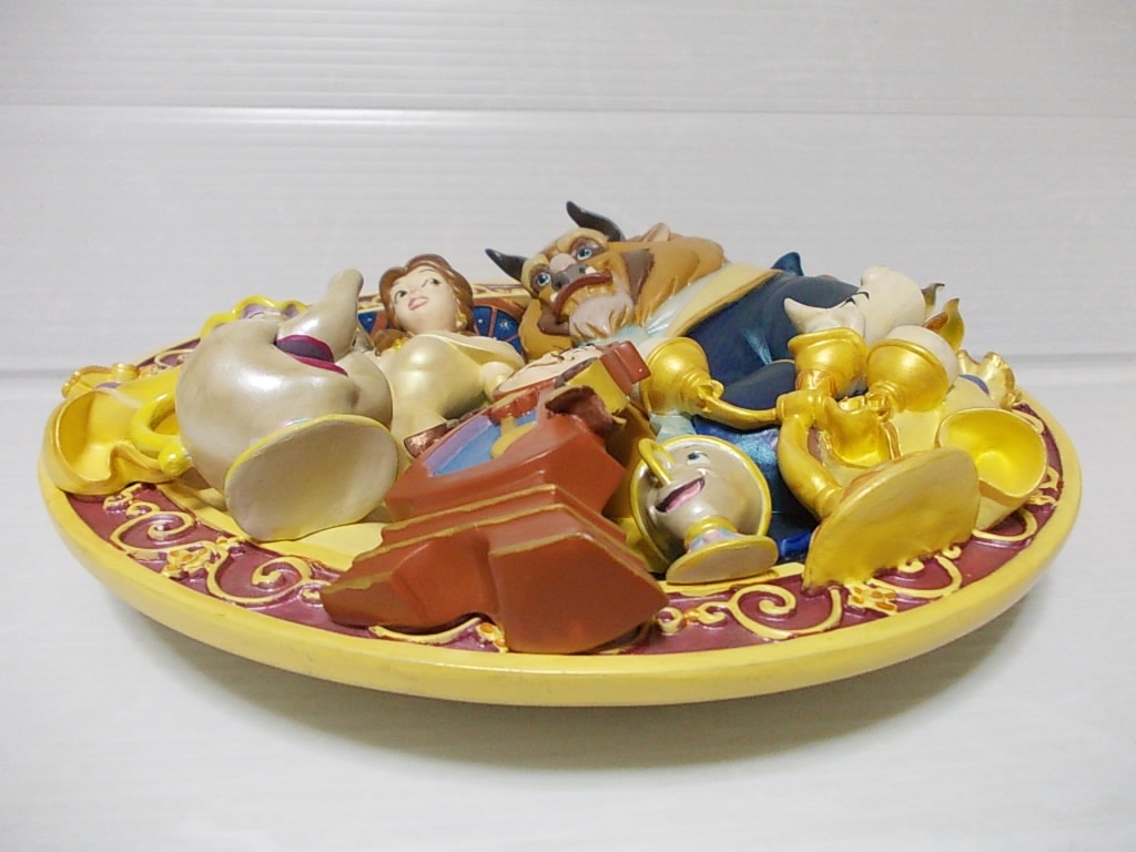 美女と野獣 ディズニーストア 3Dレリーフプレート 【公式通販】