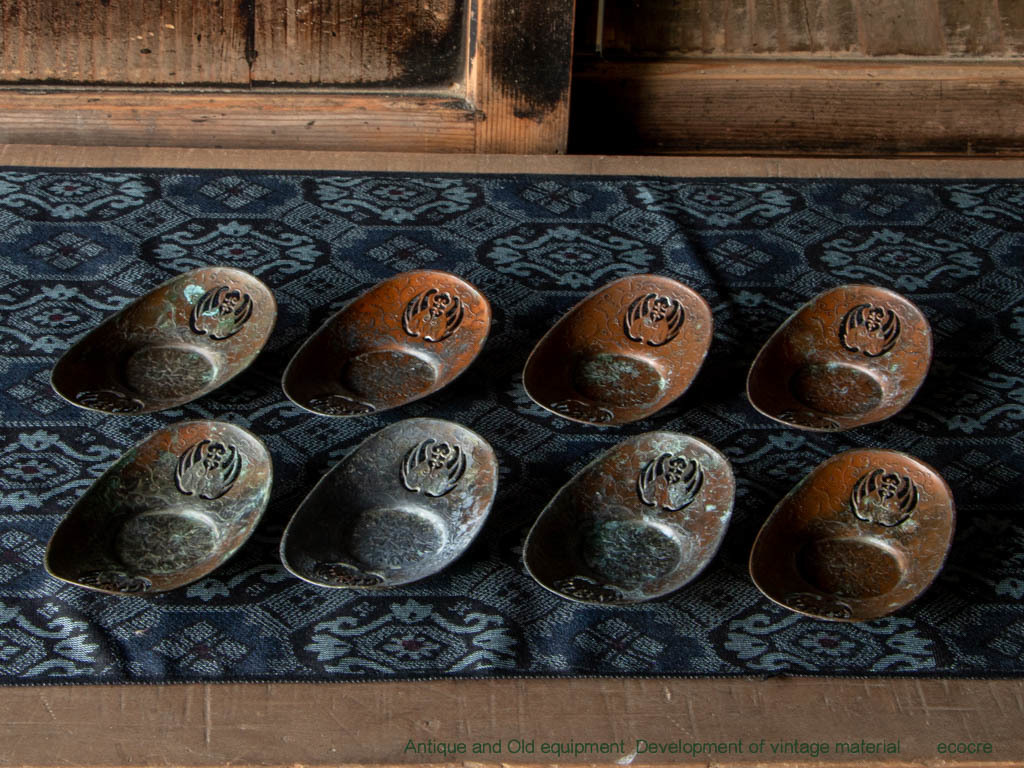 緑青のある 古銅 三足 香炉 古美術 古道具 アンティーク 緑青のある