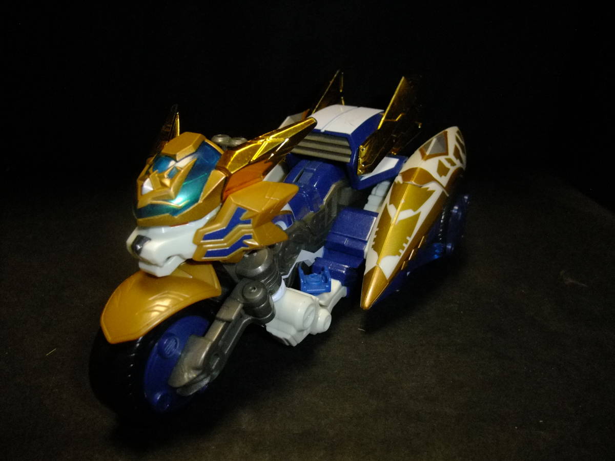 TAKARA マダンゴッドレオン R-A08 マダン ゴッドレオン 魔弾戦記