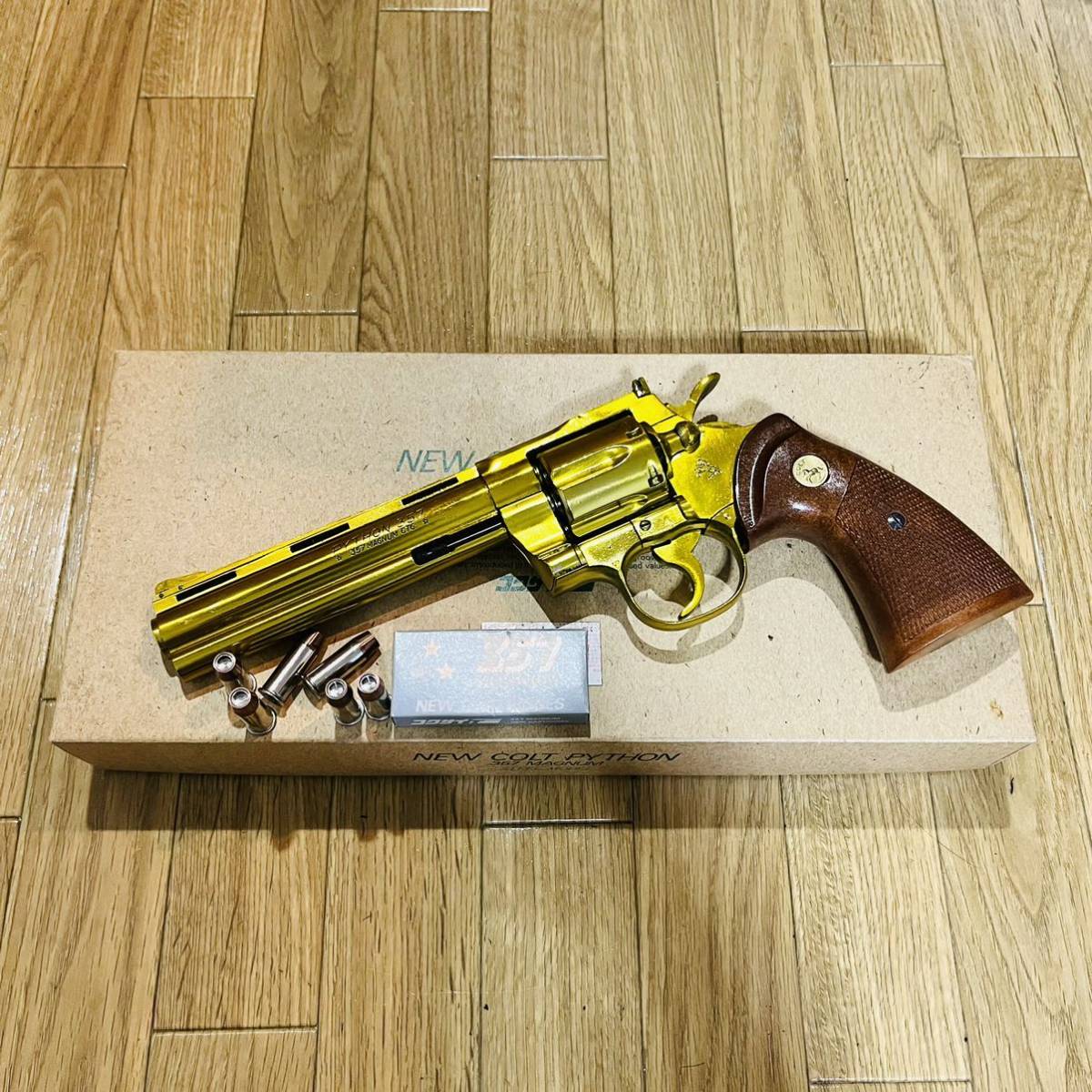 コクサイ Kokusai モデルガン コルト パイソン 357マグナム 未発火 24K