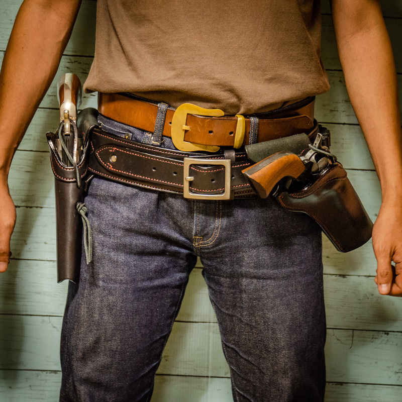 牛革製SAA二丁拳銃早撃ちウエスタンホルスター、ガンベルト メタル