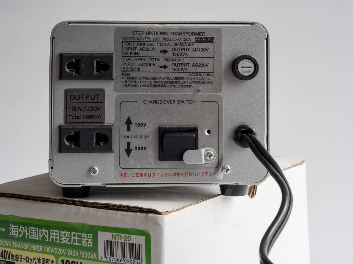 カシムラ KASHIMURA TI-18 変圧器220-240V容量1000VA カシムラ】変圧器