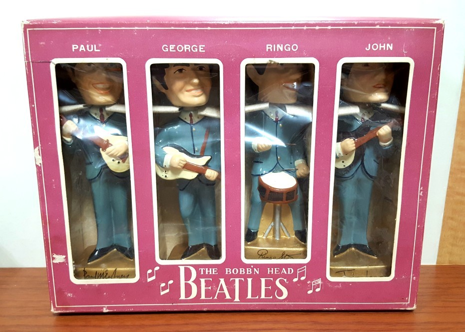 ビートルズ1964年Bobb'n Head人形4人セット箱付