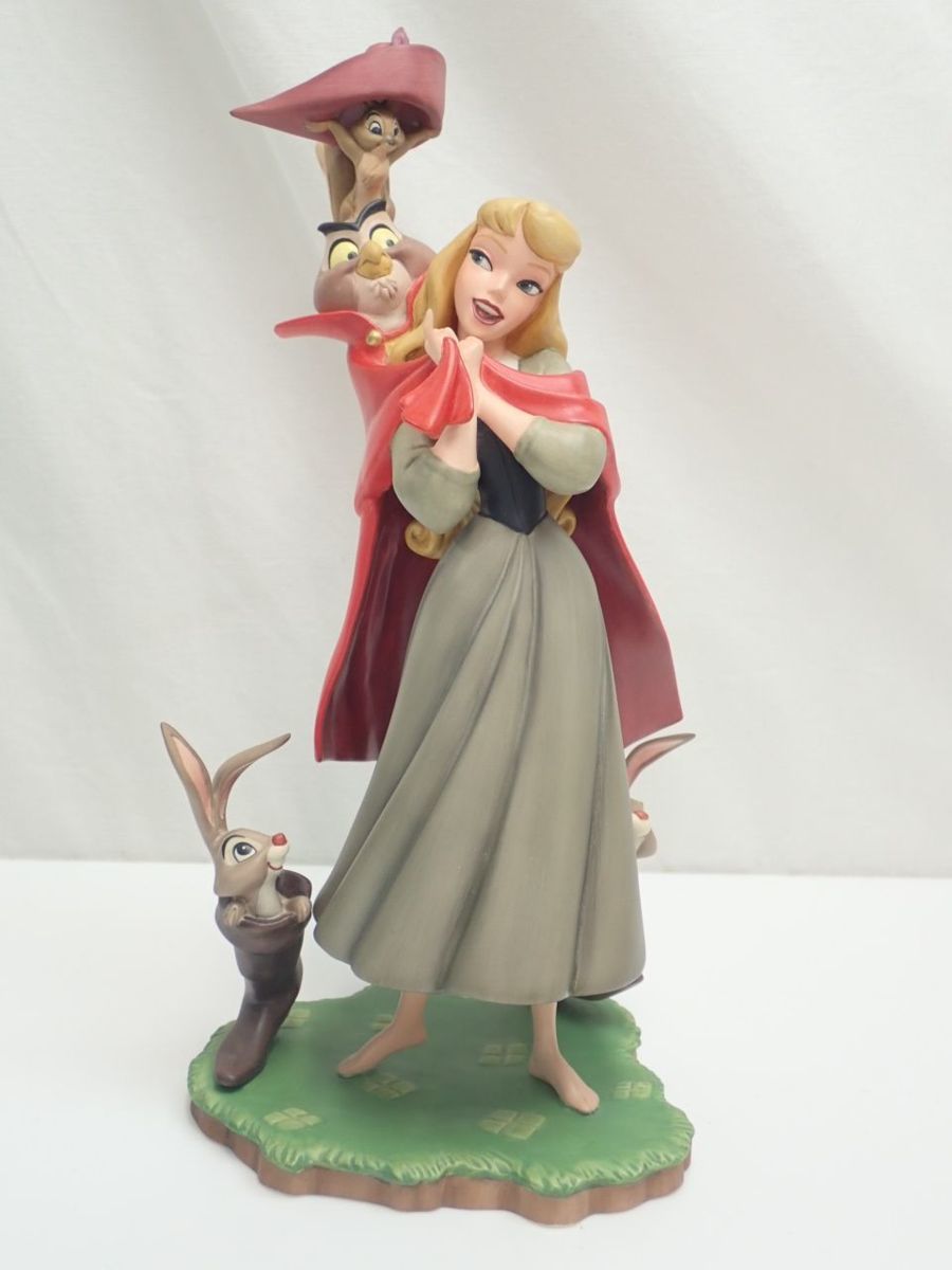 陶器製女性像 眠れる森の美女 紹介本つき 眠れる森の美女 FairyTale-