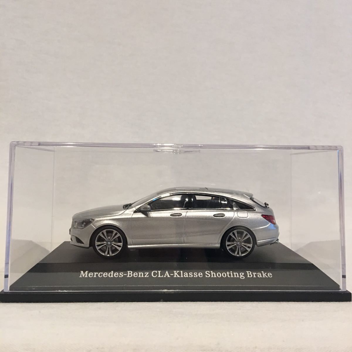 Mercedes Benz ディーラー限定 1/43 メルセデス・ベンツ CLAクラス