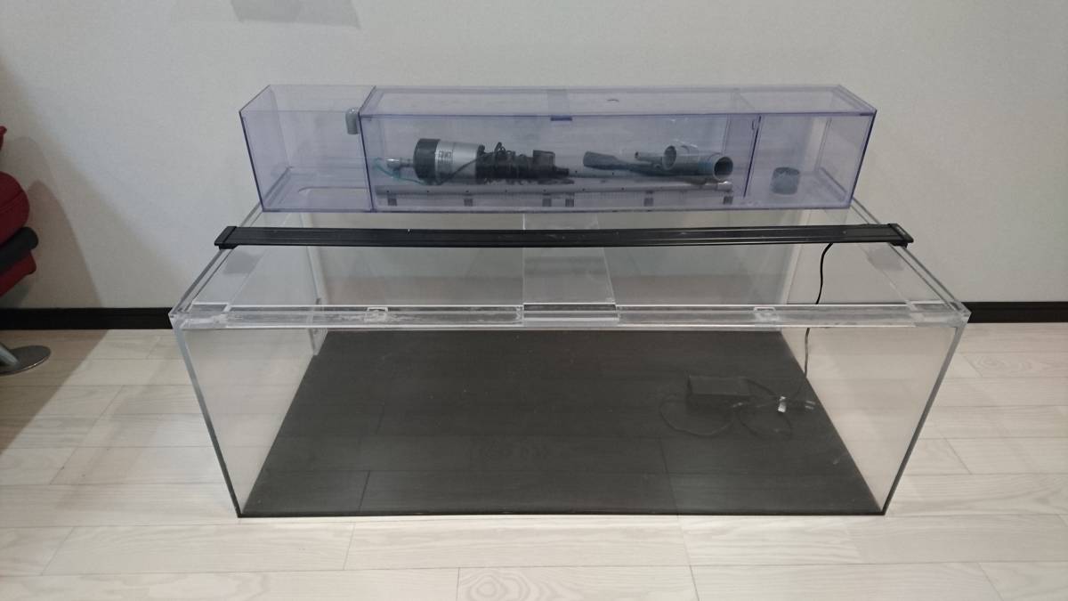 120cmアクリル水槽用 上部フィルター 三面ブラック 水中ポンプ仕様