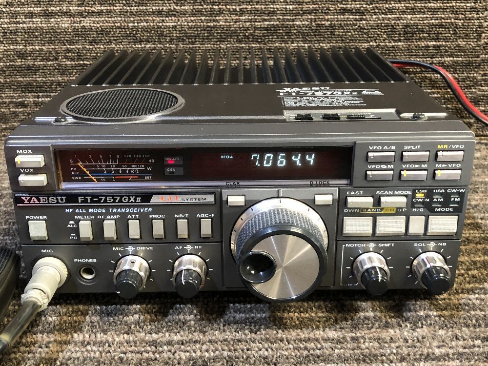 YAESU FT-77/FP-700 トランシーバー 無線機 ジャンク 八重洲