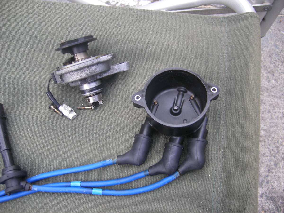 スズキジムニーJA22 デスビAssy スズキジムニーJA22 デスビAssy